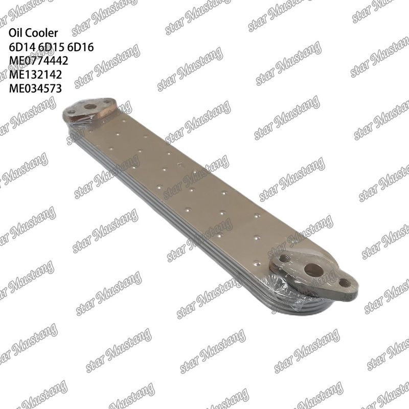 Refrigeratore ad olio 6D14 6D15 6D16 4 pezzi ME0774442 ME132142 ME034573 Per ricambi per motori Mitsubishi