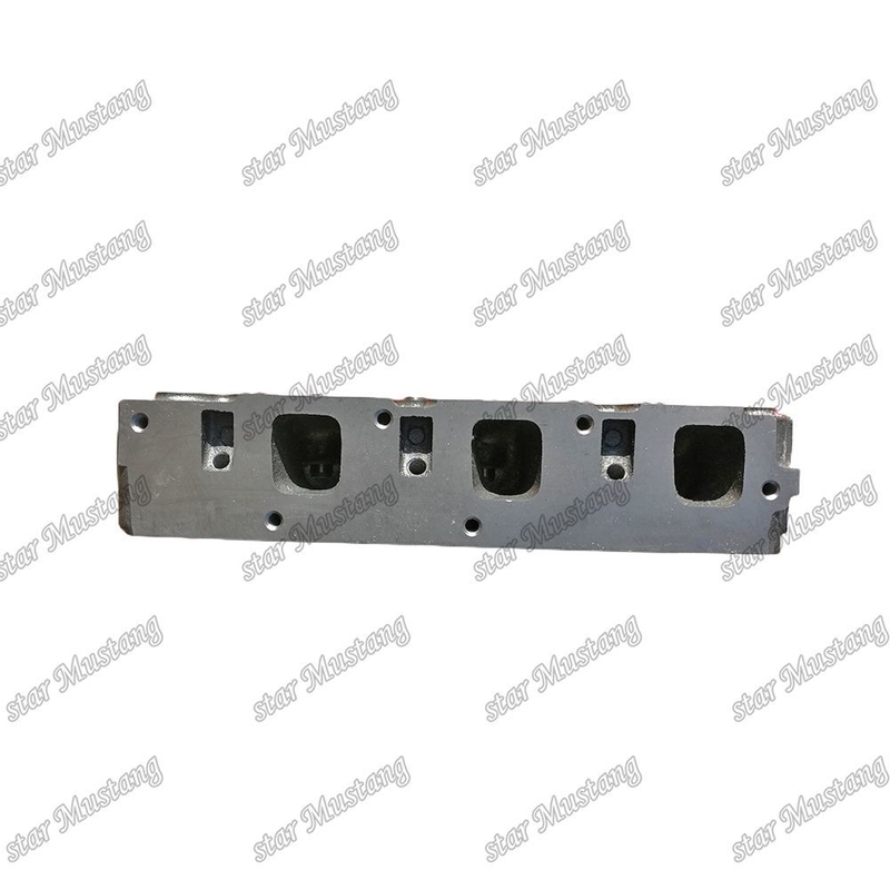 Testata cilindri D1302 D1402 17325-03044 17325-03040 17331-03040 17331-03045 Adatto per ricambi motore KUBOTA
