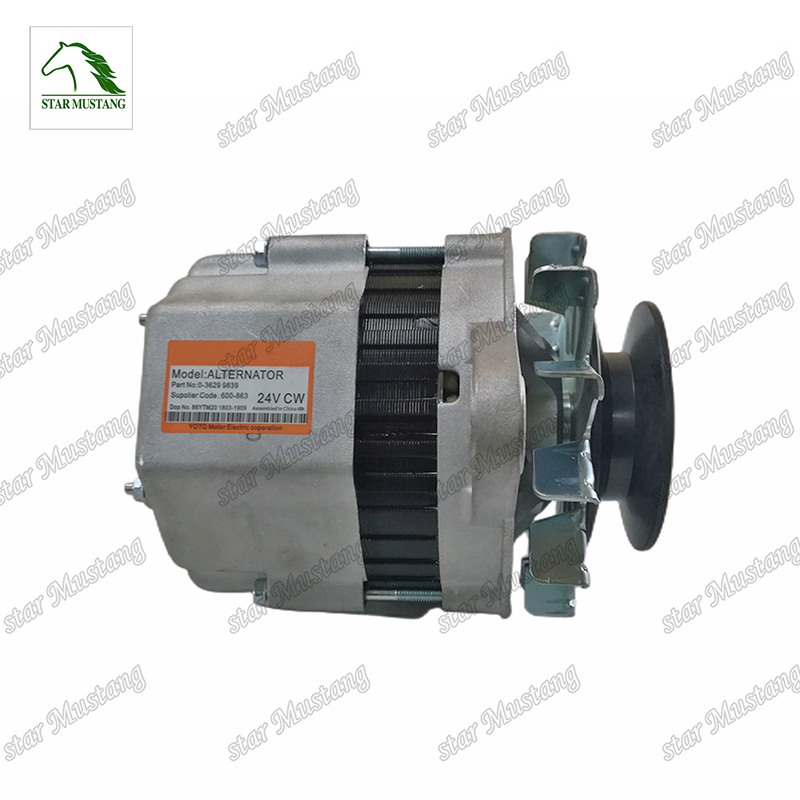 Alternatore per motore diesel originale 4D95 PC60-5 24V 30A 600-821-3850